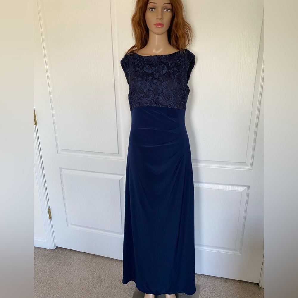 Alex Evenings Navy Lace formal Dress size 10